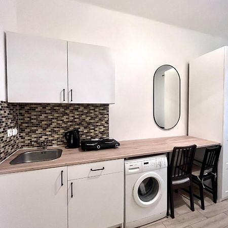 Quiet Apartment Close To Center Прага Екстер'єр фото
