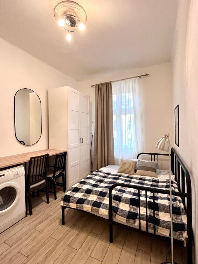 Quiet Apartment Close To Center Прага Екстер'єр фото